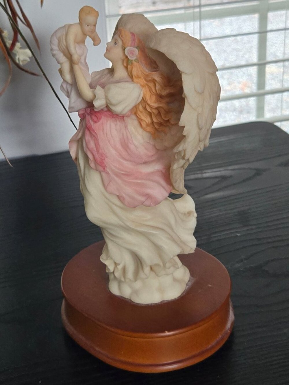 Vintage 1996 Seraphim Classics " Mariah " Heavenly Joy #98152 Angel Music Box